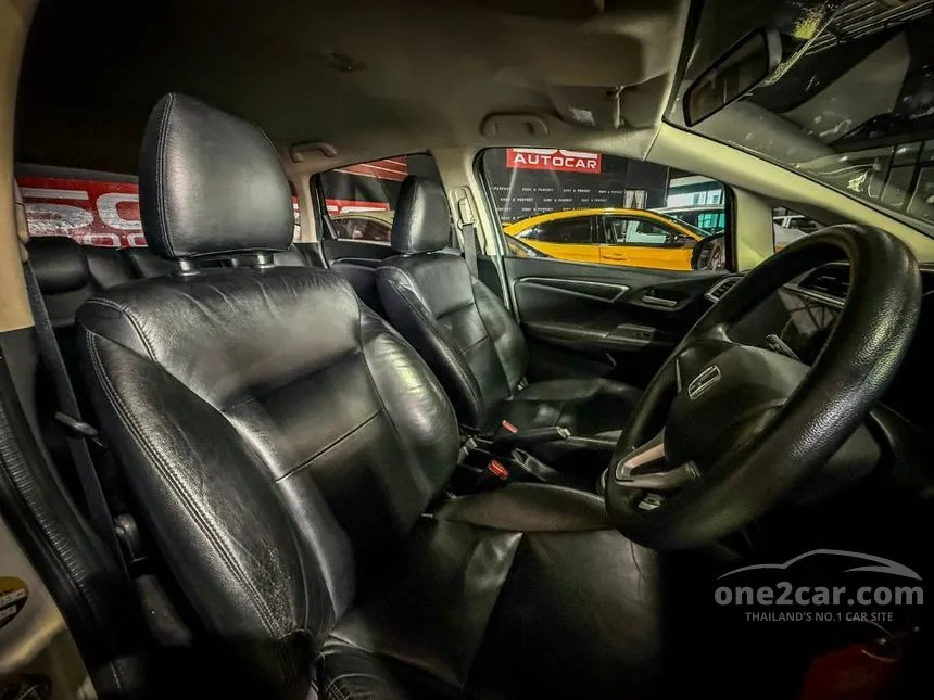 2021 Honda JAZZ V Hatchback