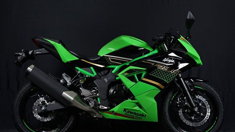 Kawasaki Luncurkan Ninja  250SL Livery KRT Motor Baru 