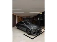 2019 Mercedes-Benz C300 2.0 AMG Line Sedan
