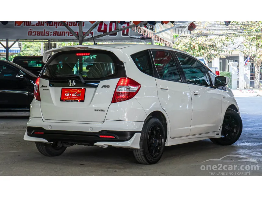 2014 Honda Jazz V Modulo Hatchback