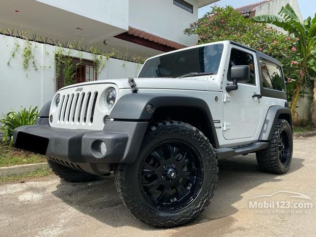 Jeep Bekas Baru Murah Jual Beli 745 Mobil Di Indonesia Mobil123