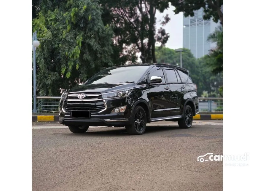 2018 Toyota Kijang Innova Venturer MPV