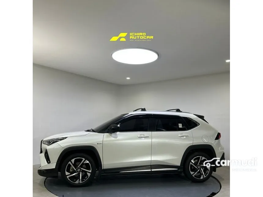 2023 Toyota Yaris Cross S HV with GR Parts Aero Pkg SUV