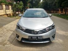 Toyota Corolla Altis V 1.8 2014