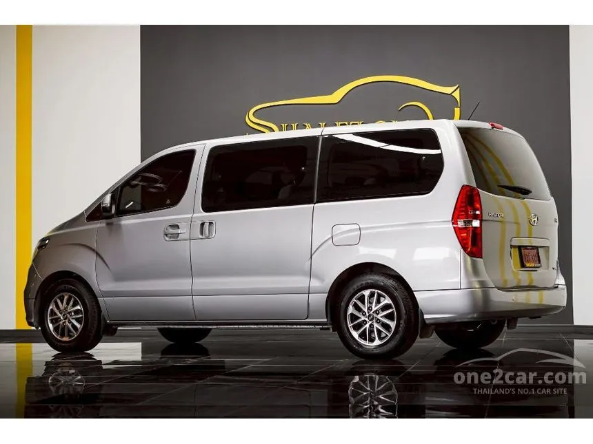 2021 Hyundai H-1 Touring Van
