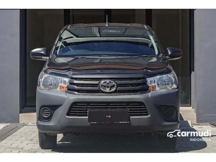 2022 Toyota Hilux Single Cab 4X2 (Diesel) Pickup