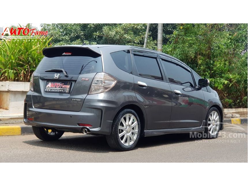 Jual Mobil  Honda  Jazz  2013 RS 1 5 di DKI  Jakarta Automatic 