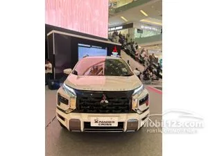 2026 Mitsubishi Xpander Cross 1.5 Premium (Quartz White Pearl) MPV