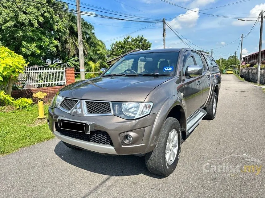 2011 Mitsubishi Triton Dual Cab Pickup Truck