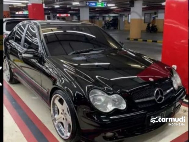 Beli Mobil Mercedes Benz C240 Baru Bekas Kisaran Harga Review 2021 Carmudi Indonesia
