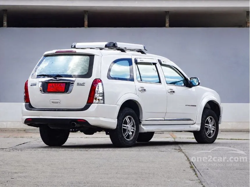 2011 Isuzu MU-7 Primo Super Titanium VGS SUV