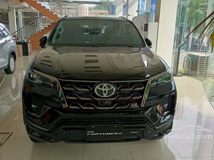 Jual Mobil Toyota Fortuner 2024 GR Sport 2.8 di DKI Jakarta Automatic SUV Hitam Rp 596.700.000