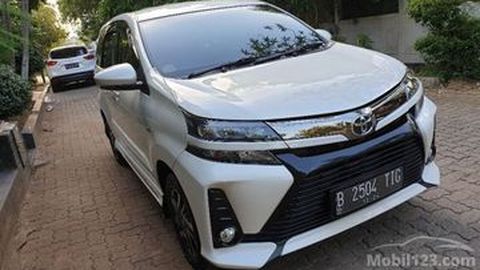 Toyota Avanza Veloz Bekas 2015, Banyak Pilihan Paket Kreditnya
