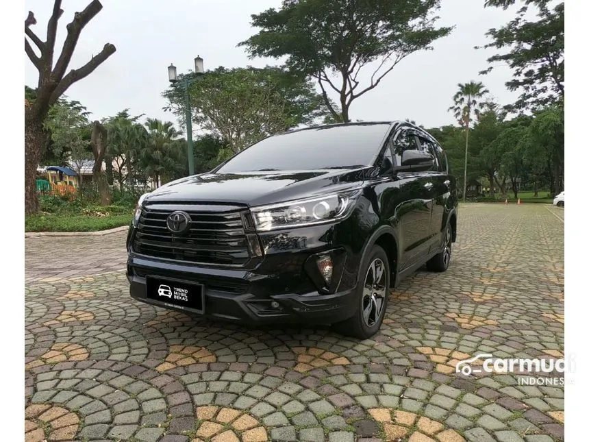 2021 Toyota Kijang Innova Venturer MPV