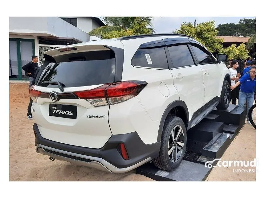 2024 Daihatsu Terios R Custom SUV