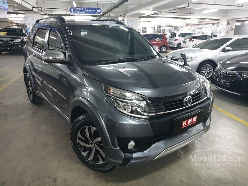 Jual Mobil Toyota Rush 2015 TRD Sportivo 1.5 di DKI ...