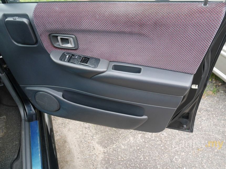 Perodua Kenari 2006 EZ Aero 1.0 in Johor Automatic 