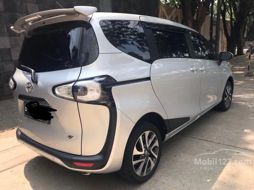 Jual Mobil Toyota Sienta 2017 V 1.5 di DKI Jakarta Manual 