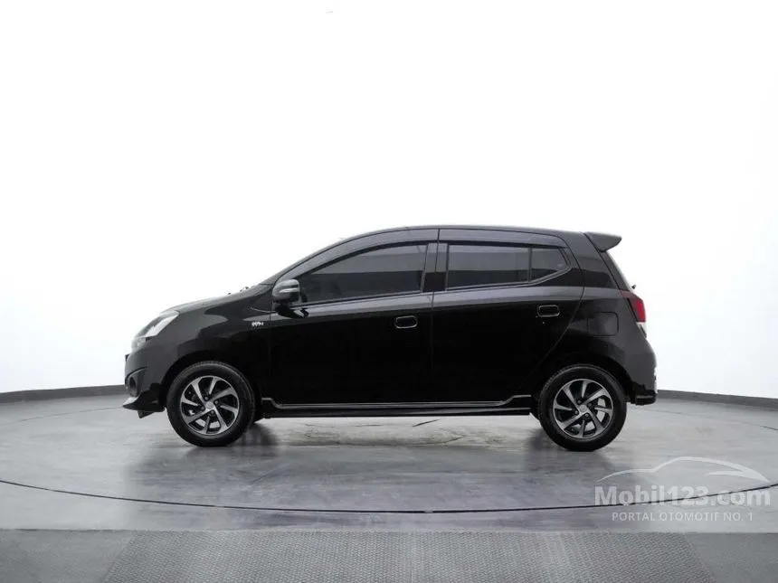 2019 Daihatsu Ayla R Hatchback