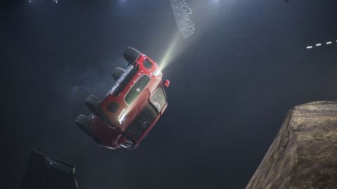 Jaguar E-Pace Pounces Into Guinness World Records