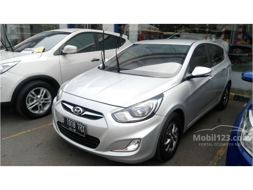 Jual Mobil  Hyundai  Grand Avega 2013 GL 1 4 di DKI Jakarta 