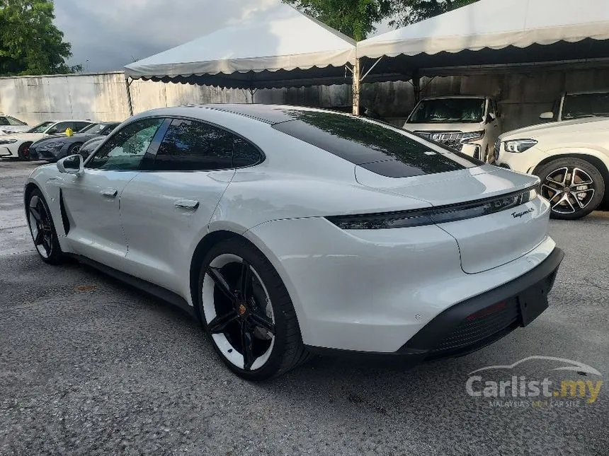 2021 Porsche Taycan 4S Sedan