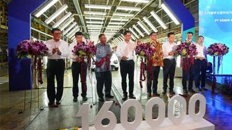 Wuling sudah Bikin 160 Ribu Mobil di Indonesia, Kini Mulai Ekspor Cloud EV