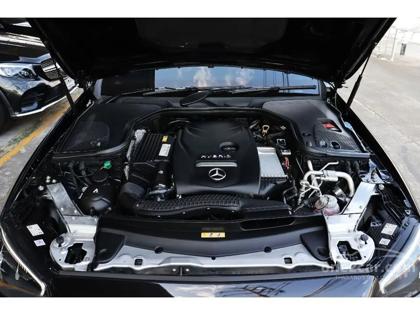 2022 Mercedes-Benz E300 e Avantgarde Sedan