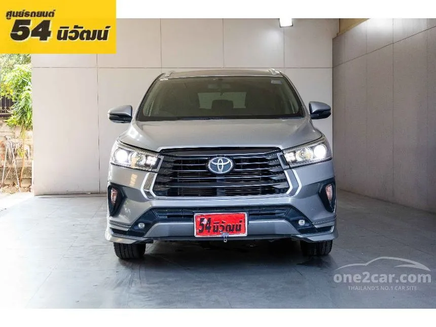 2022 Toyota INNOVA Crysta Wagon