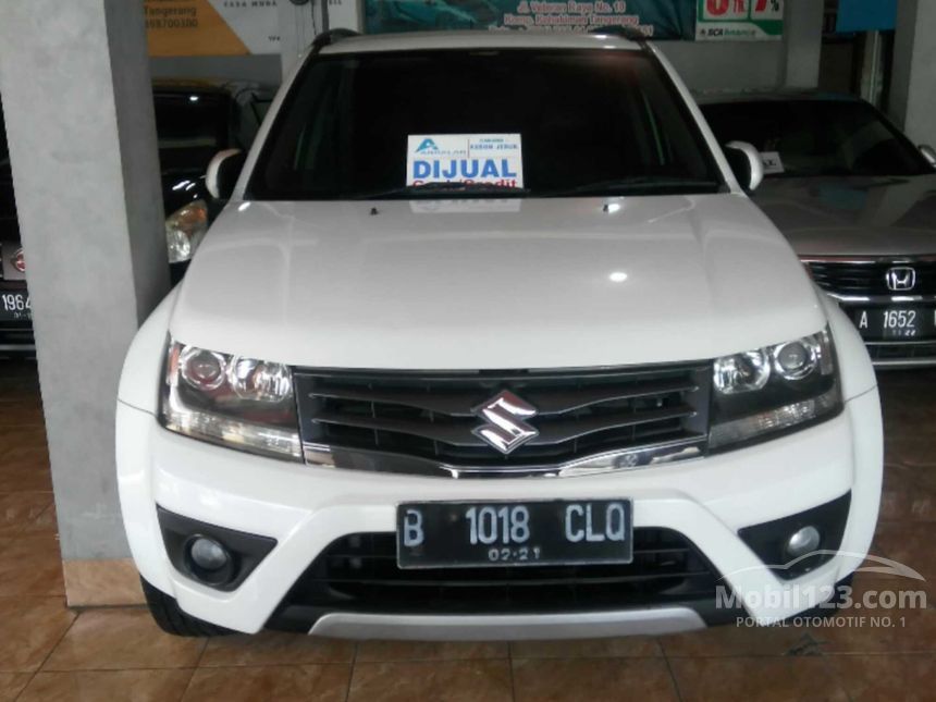 Jual Mobil  Suzuki  Grand  Vitara  2012 2 4 2 4 di  Banten  