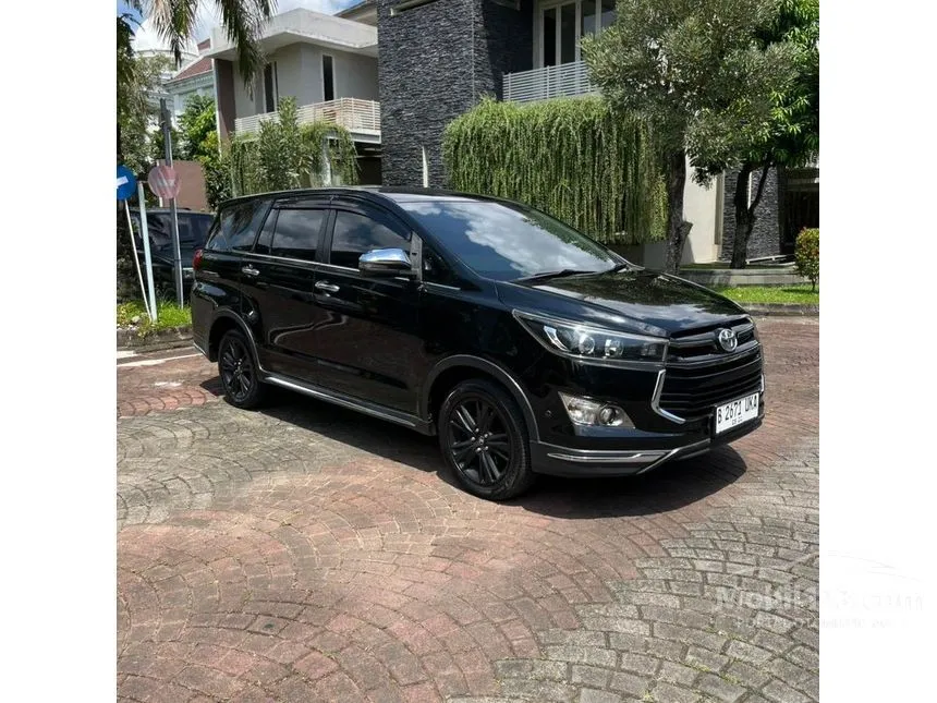 2018 Toyota Kijang Innova Venturer MPV