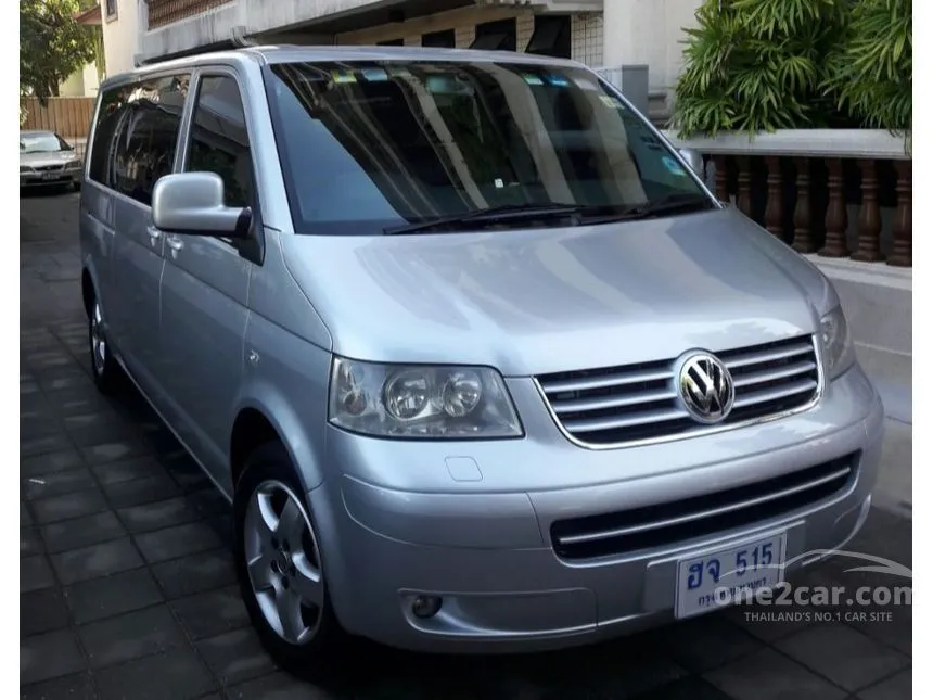 2010 Volkswagen CARAVELLE TDi Van