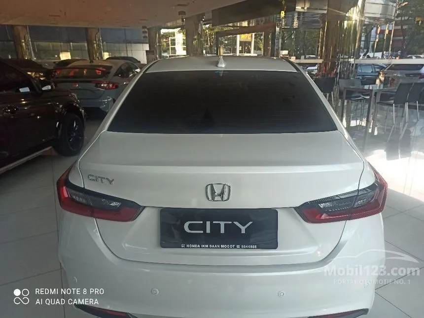 Jual Mobil Honda City 2024 1.5 di DKI Jakarta Automatic Sedan Putih Rp 402.500.000