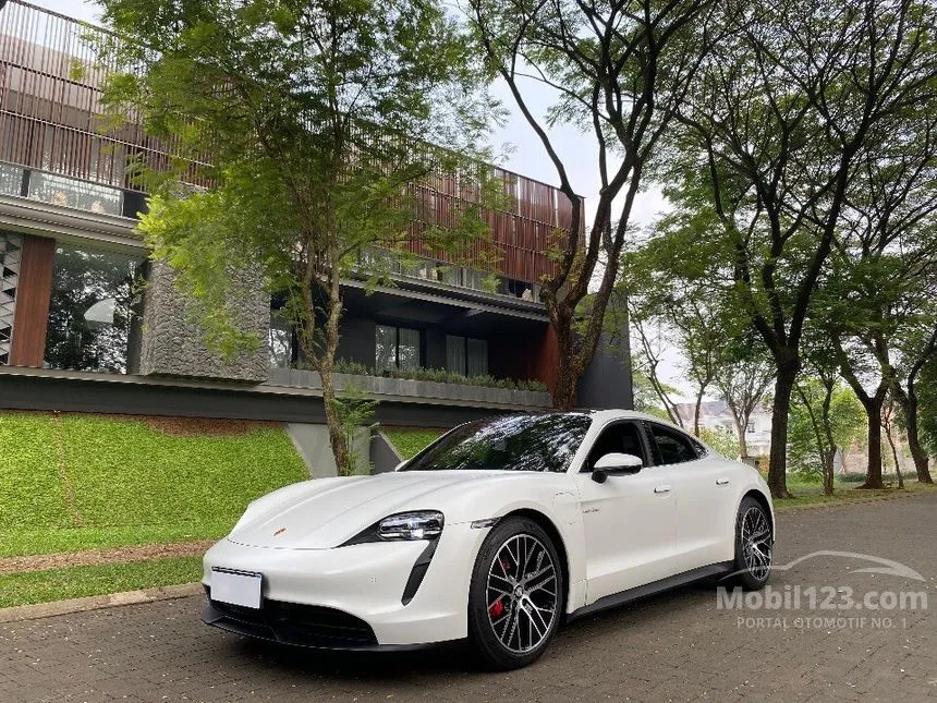 Jual Mobil Porsche Taycan 2021 4S Performance Battery di DKI Jakarta Automatic Sedan Putih Rp 2.925.000.000