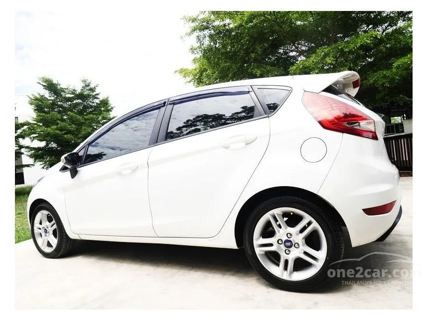 2013 Ford FIESTA Sport Hatchback