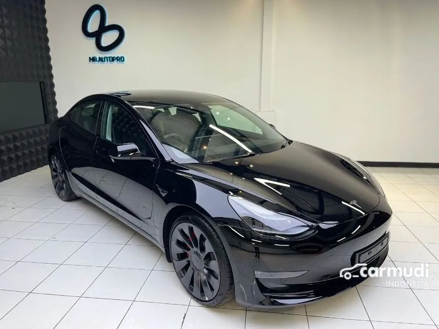 Jual Mobil Tesla Model 3 2023 Standard Range Di DKI Jakarta Automatic ...