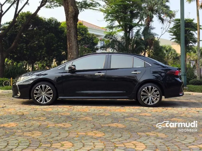 2020 Toyota Corolla Altis V Sedan