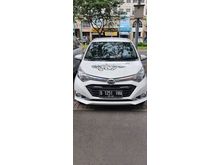 Daihatsu Sigra R Deluxe MPV