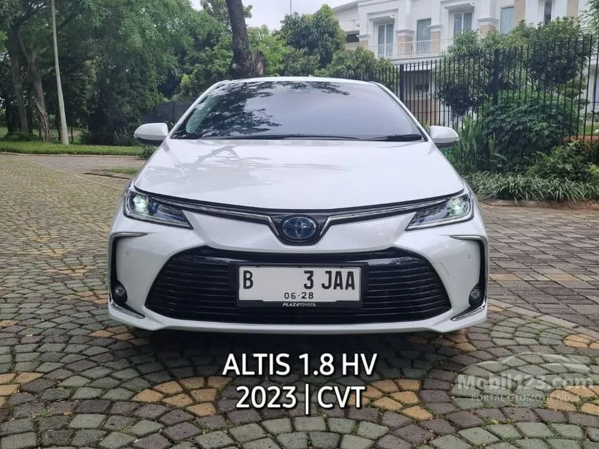 Jual Mobil Toyota Corolla Altis 2023 HYBRID 1.8 di Banten Automatic Sedan Putih Rp 505.000.000