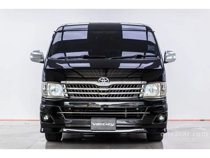 2015 Toyota Ventury V Van