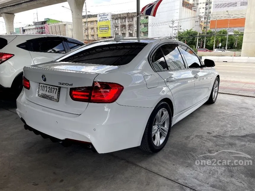 2013 BMW 320d Sport Sedan