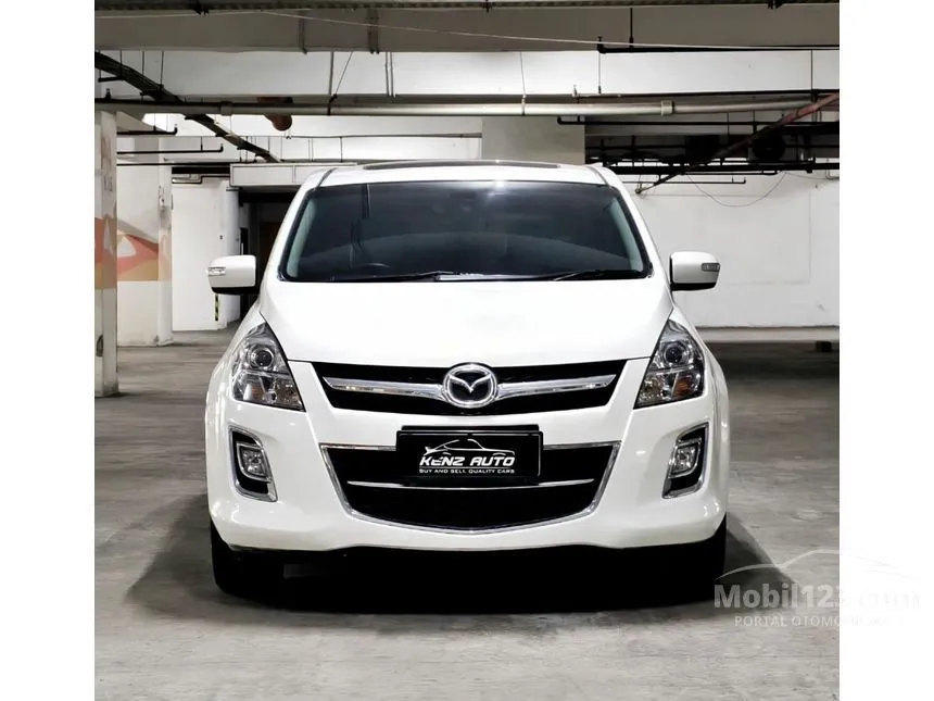 2012 Mazda 8 MPV