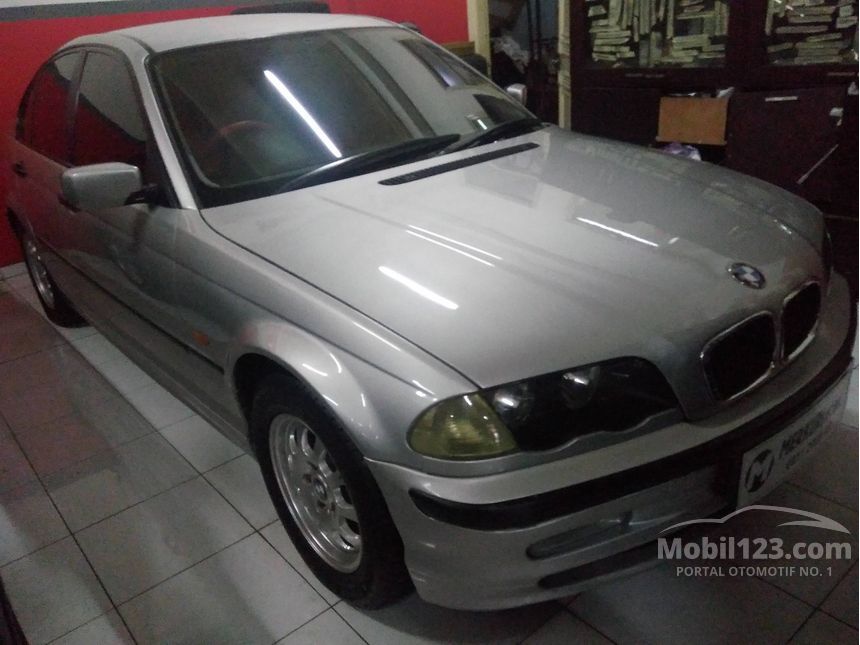 Jual Mobil BMW 318i 2000 E46 1.9 di Jawa Barat Automatic 