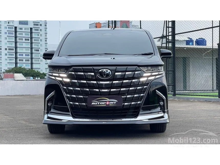 2024 Toyota Alphard HEV Modelista MPV