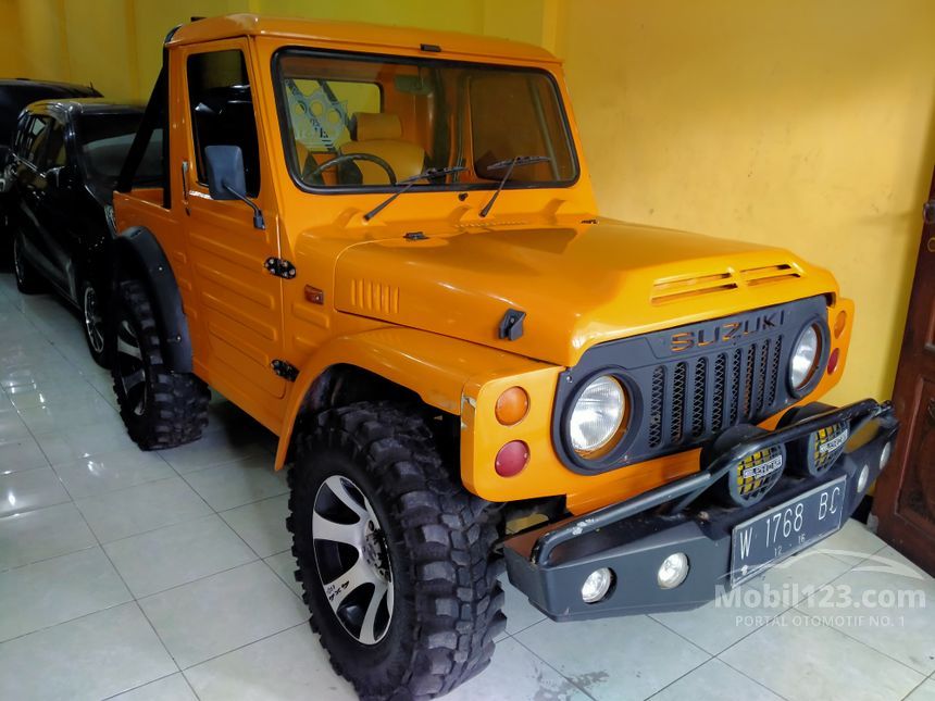 Jual Mobil Suzuki Jimny 1981 1.0 di Jawa Timur Manual Jeep Kuning Rp 47