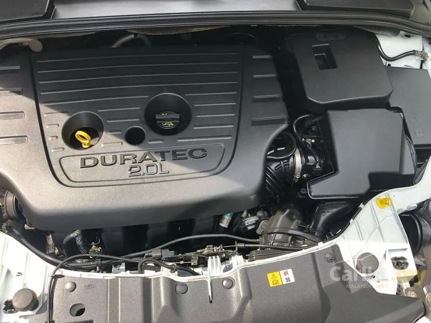 2013 Ford Focus Titanium Sedan