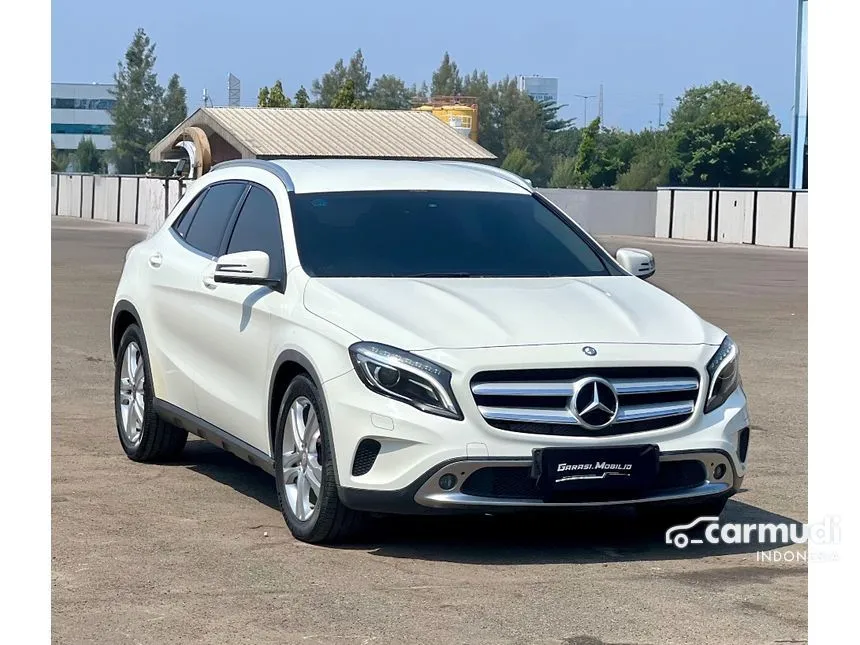 2015 Mercedes-Benz GLA200 Urban SUV
