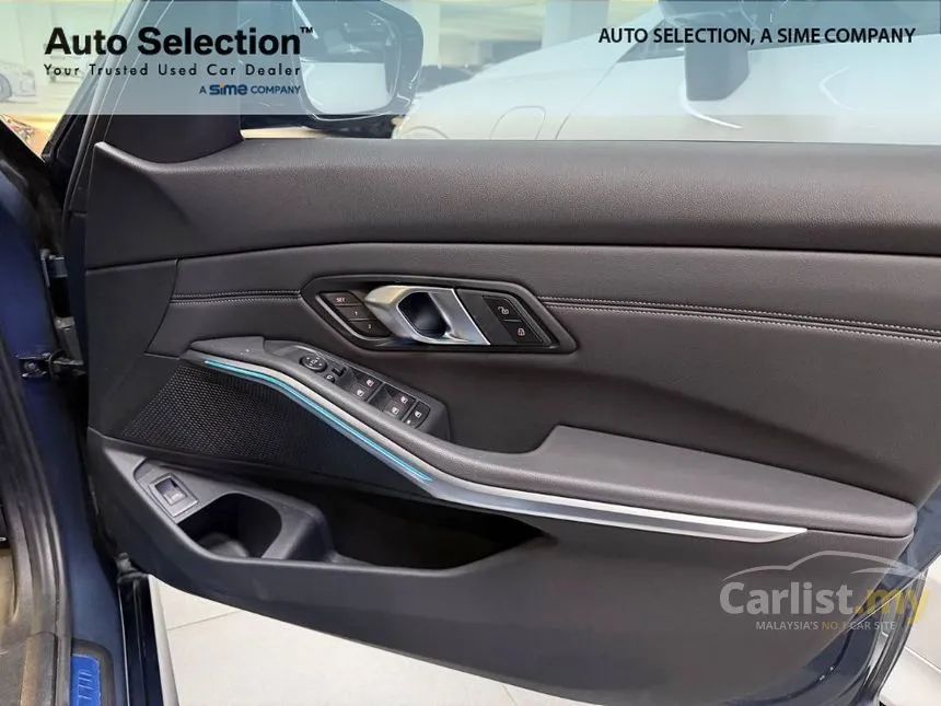 2025 BMW 320i M Sport Sedan