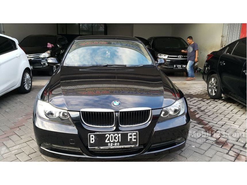 Jual Mobil  BMW  320i  2008 E90 2 0 di Banten Automatic Sedan  