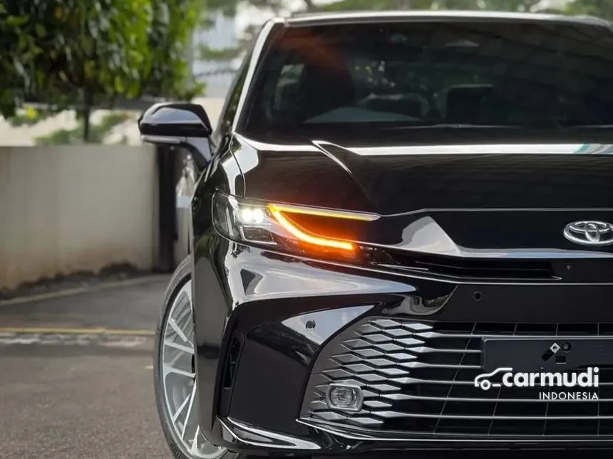 2025 Toyota Camry HV TSS 2 (Premium Color) Sedan